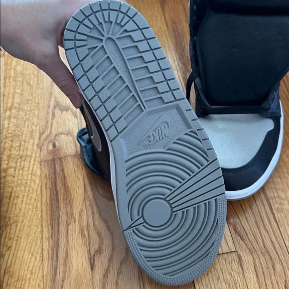 Jordan’s - Picture 3 of 3